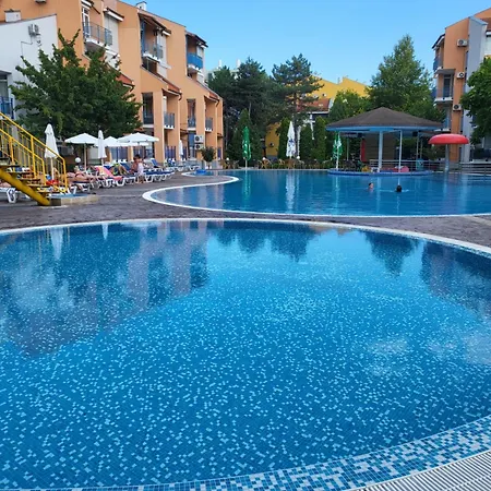 в комплекс елит *